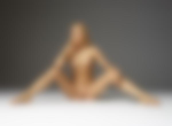 Bild #8 aus der Galerie Aleksandra süß und zierlich