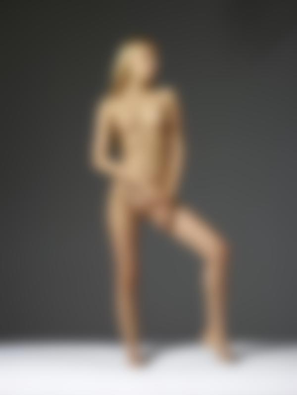 Bild #10 aus der Galerie Aleksandra Jungfräuliche Akte