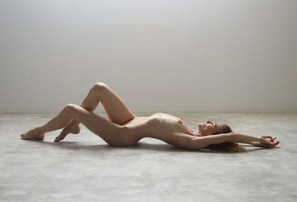Image #6 from the gallery Anya female figure