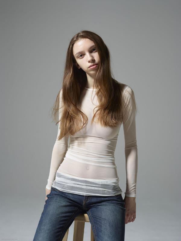 Image #6 from the gallery Aya Beshen Jeans