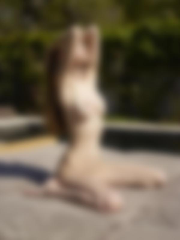 Image #9 from the gallery Aya Beshen Summer Time
