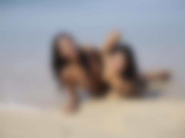 Image n° 11 de la galerie Chloe et Hiromi sirènes