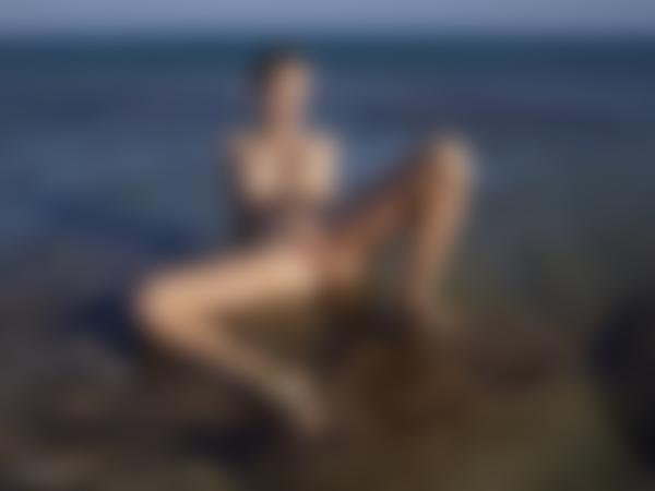 Image #9 from the gallery Emi sexy seaside