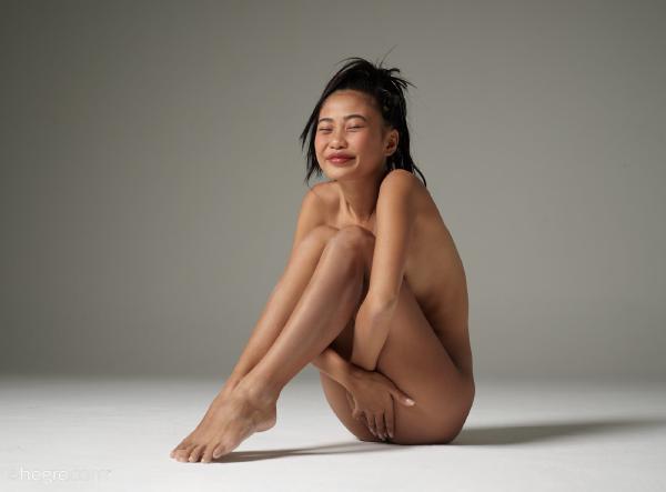 Imagem #4 da galeria Hiromi, a arte da fotografia de nudez