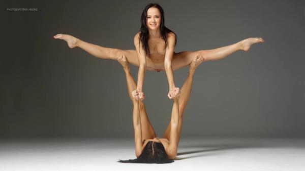 Julietta and Magdalena sexy acrobats