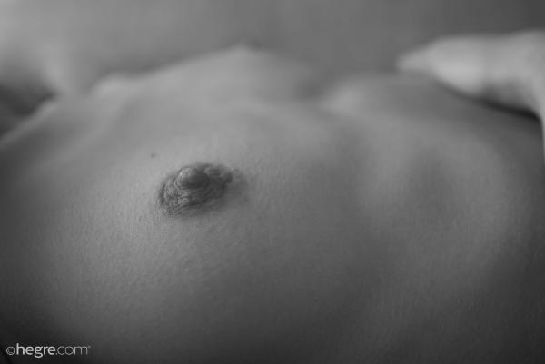 Imagen #2 de la galería Desnudos en blanco y negro de Lotta