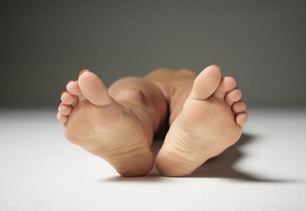 Image #2 from the gallery Natalia A foot fetish