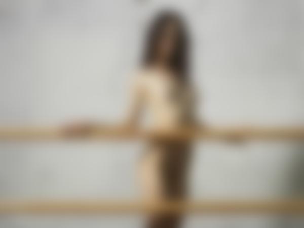 Image #10 from the gallery Olivia ballerina