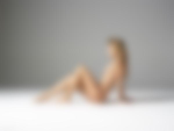 Image #11 from the gallery Penelope first nudes