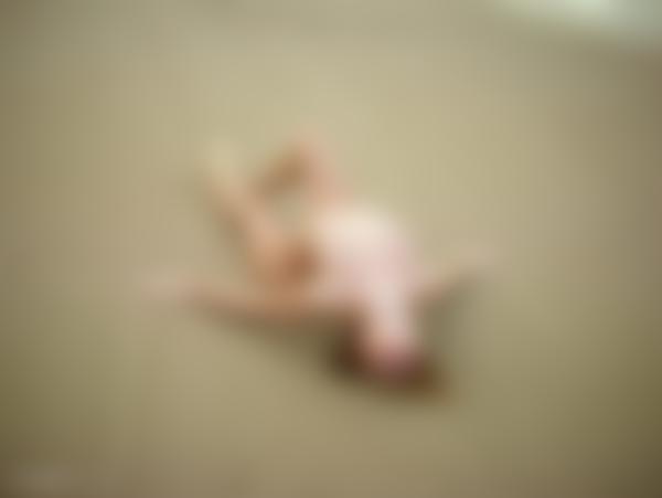 Εικόνα # 11 από τη συλλογή Η Sonya βρώμικη παραλία