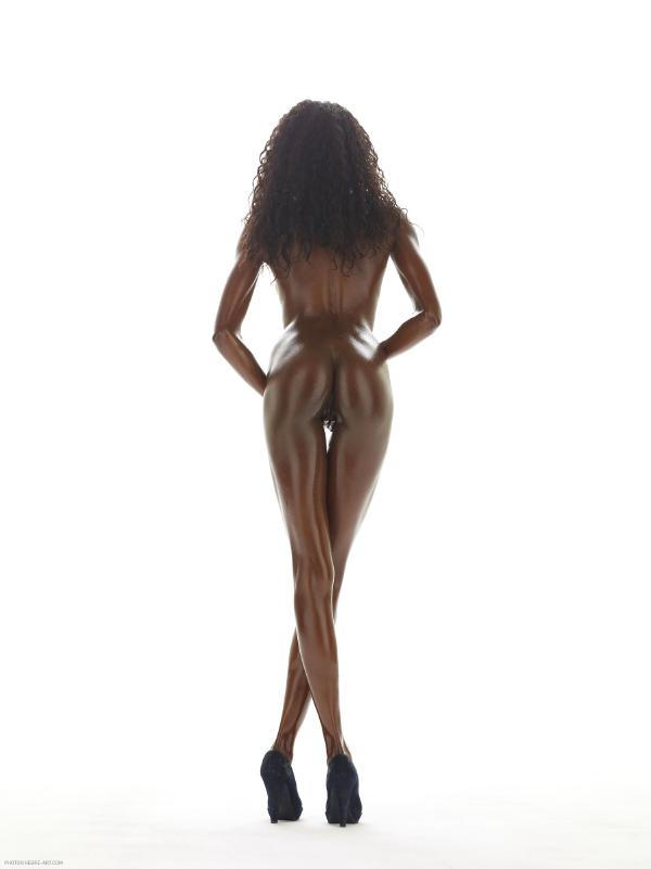 Image #2 from the gallery Valerie vagina